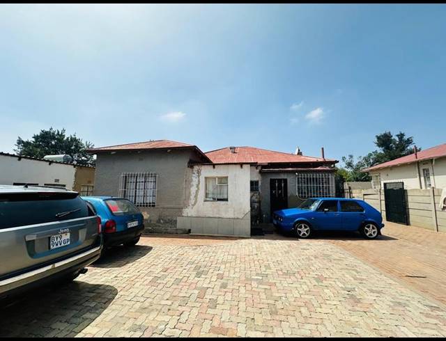 9 BEDROOM HOUSE FOR SALE IN DELVILLE